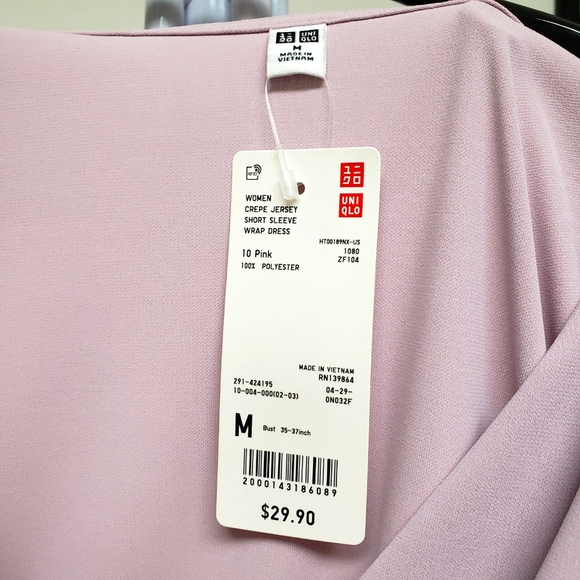 BRAND NEW UNIQLO DRESS - Picture 2 of 2